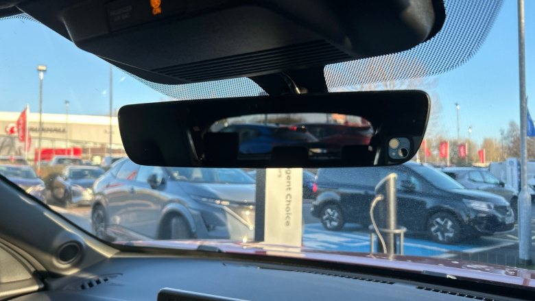 Nissan Juke 1.0 DiG-T Tekna 5dr Petrol Hatchback